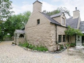collfryn stone cottage